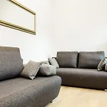 Apartment Center Avenue *