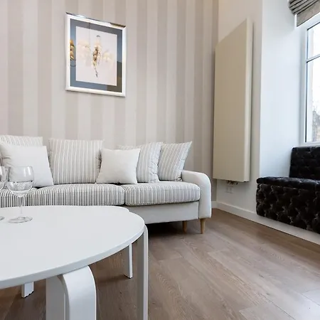 Center Avenue * Vilnius