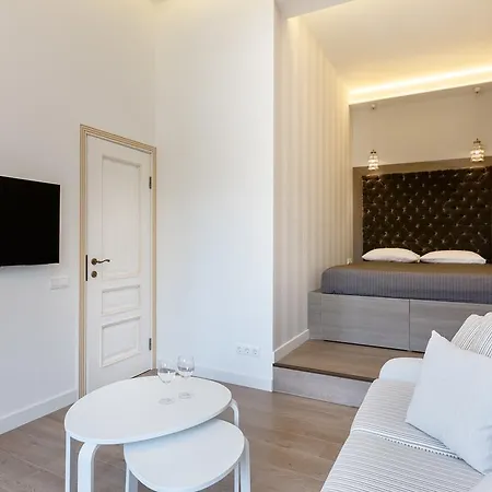 中心大道公寓 *