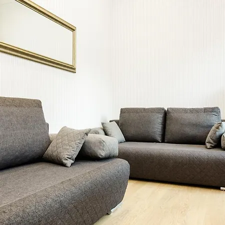 Apartment Center Avenue *